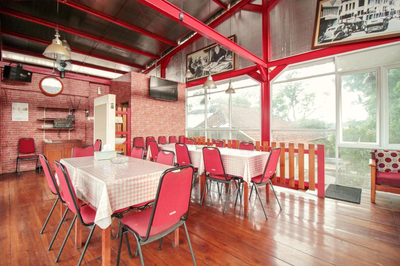 Vaccinated Staff - Oyo 352 Homestay Sabang Bandung Exterior foto